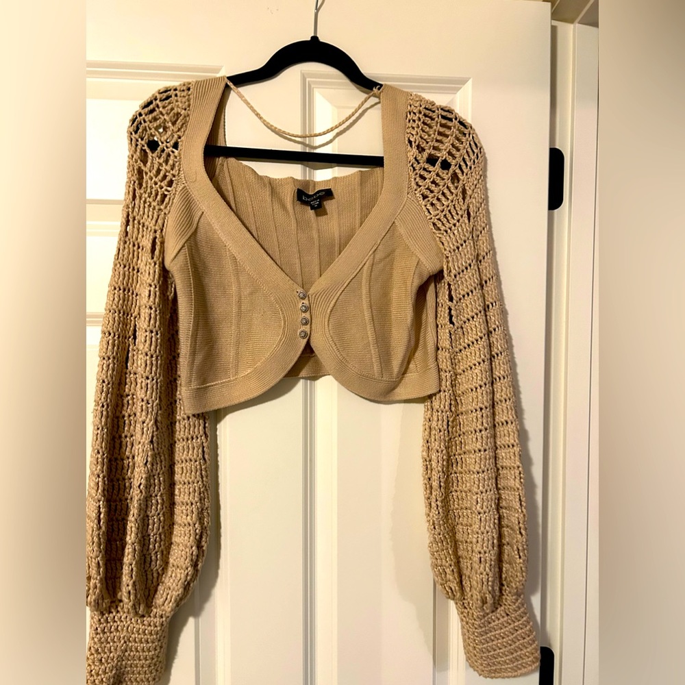 Cream shrug